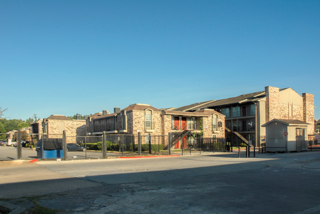 Haverstock Hill Apartments in Houston, TX - Foto de edificio