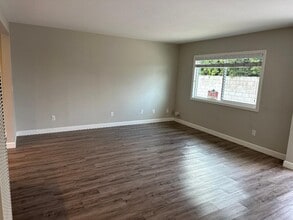 2379 Orange Ave in Costa Mesa, CA - Building Photo - Building Photo