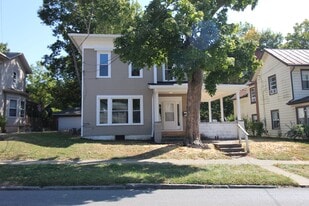 645 N Bever St in Wooster, OH - Building Photo