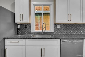 1502 Virginia Park St, Unit B in Detroit, MI - Building Photo - Building Photo