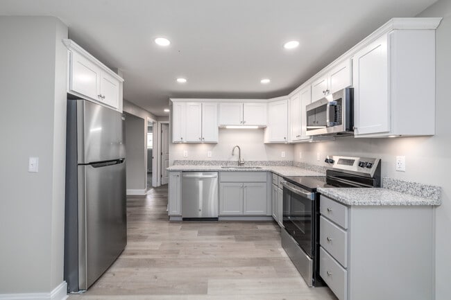 Willow Wood Apartment Homes in La Fayette, NY - Building Photo - Interior Photo