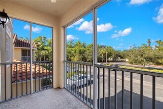 13150 Bella Casa Cir in Ft. Myers, FL - Building Photo - Building Photo