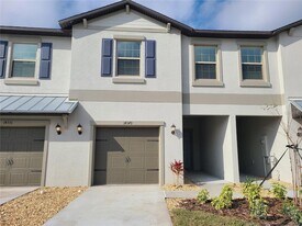 14349 Editors Note St in Sun City Center, FL - Building Photo