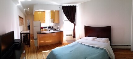 407 W 51st St in New York, NY - Building Photo - Building Photo