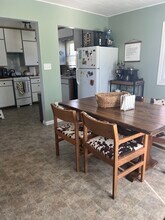 632 S Anna Ave in Lake Crystal, MN - Foto de edificio - Building Photo