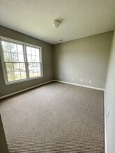 6307 Fox Glen Dr in Fayetteville, NC - Building Photo - Building Photo