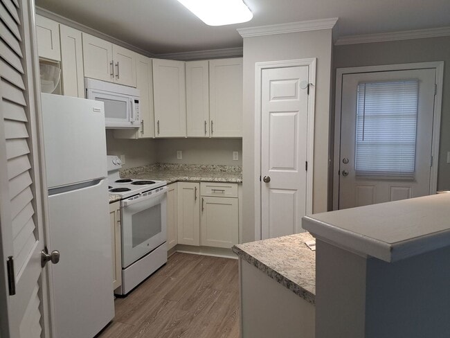 7325 Claudia's Way in Panama City, FL - Building Photo - Building Photo