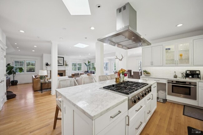 property at 137 Del Casa Dr