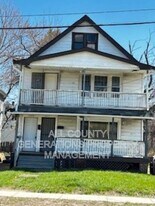 1011 E 140th St in Cleveland, OH - Building Photo
