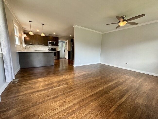 6 Pleasant Ridge Ave in Greenville, SC - Building Photo - Building Photo