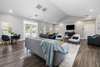 Magnolia House in Raleigh, NC - Building Photo - Building Photo