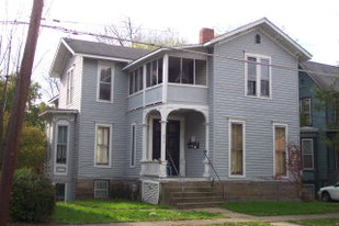 375 W Clinton St in Elmira, NY - Building Photo