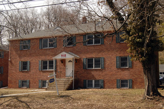 170 Piermont Ave in Nyack, NY - Foto de edificio - Building Photo