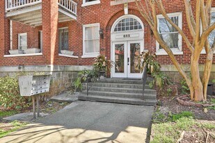 685 Argonne Ave NE in Atlanta, GA - Building Photo