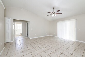 4209 Natchez Trace Dr in St. Cloud, FL - Building Photo - Building Photo