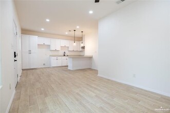 7200 S San Pedro St in Pharr, TX - Building Photo - Building Photo