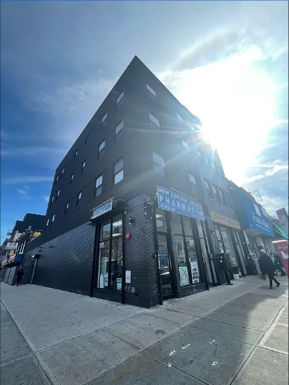 237 Utica Ave in Brooklyn, NY - Building Photo