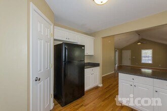 125 St Andrews Pl Dr in Columbia, SC - Foto de edificio - Building Photo