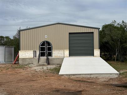 property at 322 Hunters Grove Ct