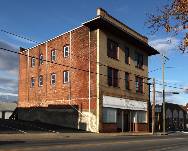 901 5th St in Lynchburg, VA - Building Photo - Building Photo