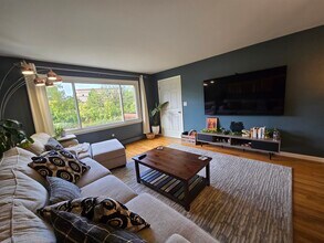 90 Hackett Blvd, Unit 1 in Albany, NY - Foto de edificio - Building Photo