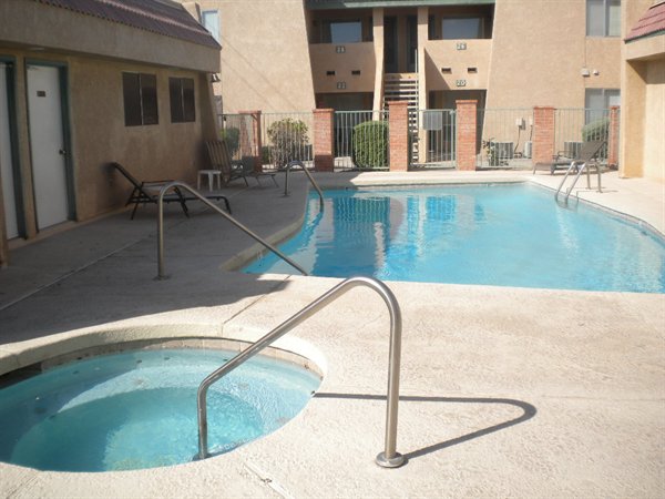 Verde Pointe Apartments in Yuma, AZ - Building Photo - Building Photo