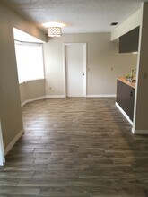 1899 E Chapel Dr in Deltona, FL - Building Photo - Building Photo