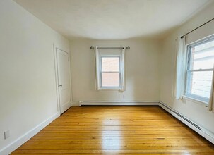 22 Shanley St in Boston, MA - Building Photo - Building Photo