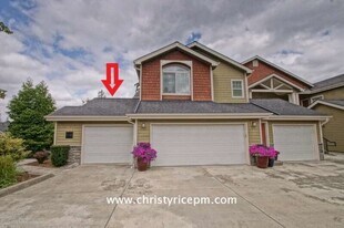 4315 Issaquah-Pine Lake Rd SE in Sammamish, WA - Building Photo