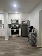 2271 NE 68th St in Fort Lauderdale, FL - Building Photo - Building Photo