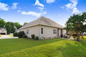 105 Red Field Pl in Goldsboro, NC - Building Photo - Building Photo