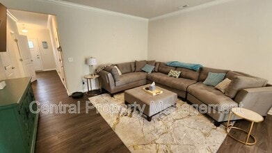 322 Hunt Glenn Ct in Greer, SC - Building Photo - Building Photo