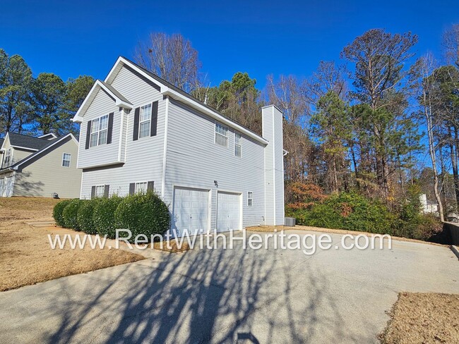 6720 Manor Creek Dr in Douglasville, GA - Building Photo - Building Photo