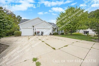 2610 Briarwood Ct SE in Kentwood, MI - Building Photo - Building Photo