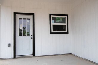 1105 West Dr in Del Rio, TX - Building Photo - Building Photo