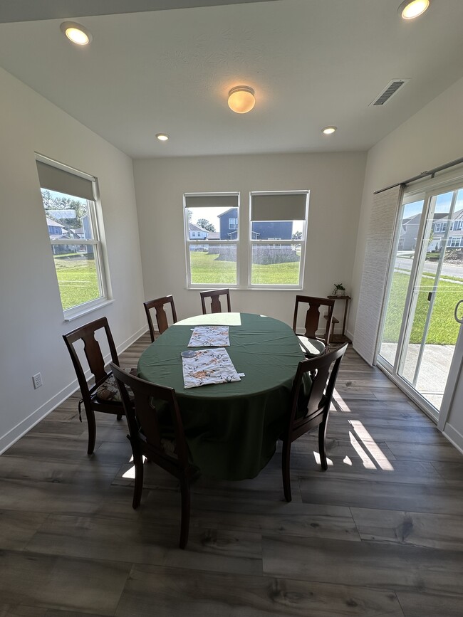 property at 2060 Dixon Crk Dr
