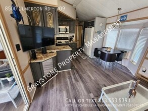 8500 Ulmerton Rd in Largo, FL - Building Photo - Building Photo