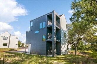 3807 E 51st St in Austin, TX - Building Photo - Building Photo