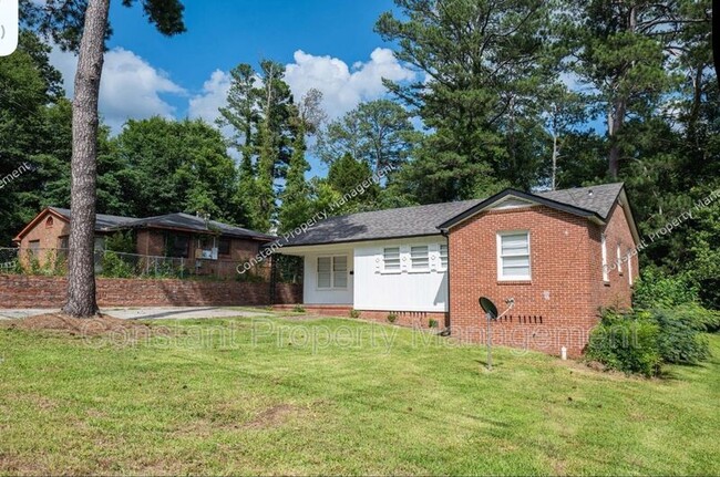 489 Forest Ave in Macon, GA - Building Photo - Building Photo