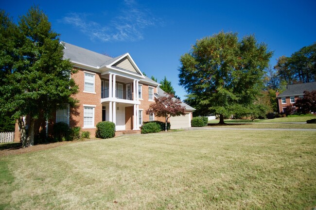 1998 Bridle Path Ct in Dunwoody, GA - Building Photo - Building Photo