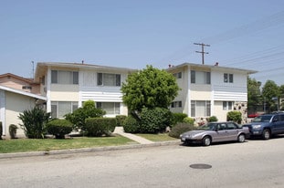 13440 Burbank Blvd in Sherman Oaks, CA - Building Photo