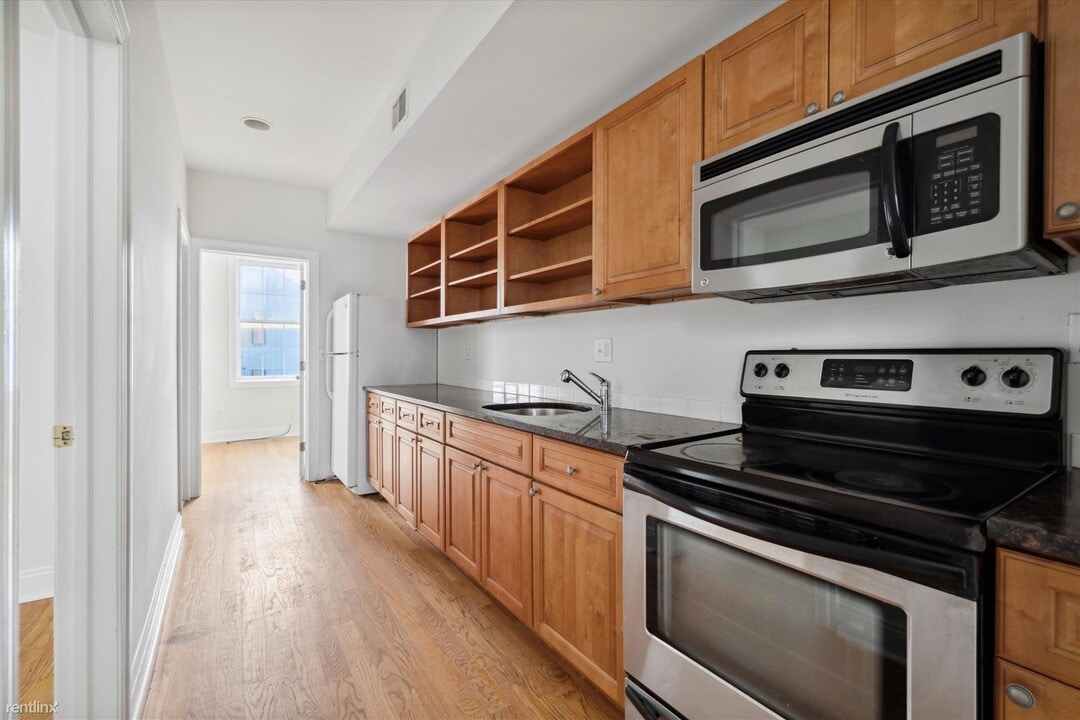 1811 N 18th St Photo