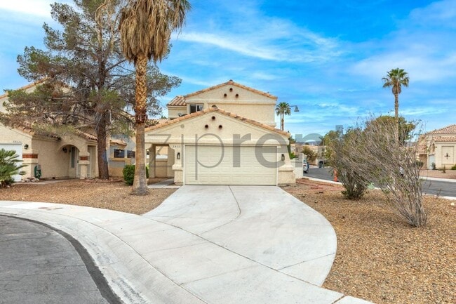 property at 2821 Willow Wind