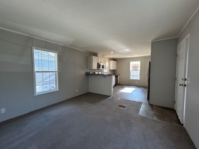 39500 Warren Rd in Canton Township, MI - Building Photo - Building Photo