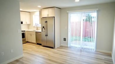 2314 NE Stapleton Rd in Vancouver, WA - Foto de edificio - Building Photo