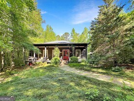 500 Augusta Ln in Chattahoochee Hills, GA - Building Photo