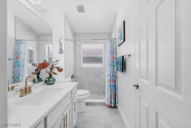 property at 1833 N Bahama Ave