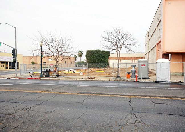 Residences at Old Town Kern in Bakersfield, CA - Foto de edificio - Building Photo