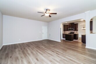 638 Ocean Ave in Canton, GA - Building Photo - Building Photo