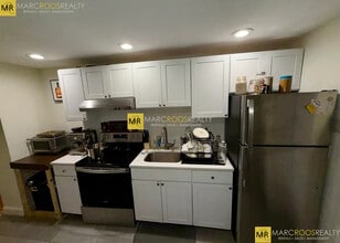 298 Marlborough St, Unit 1 in Boston, MA - Building Photo - Building Photo